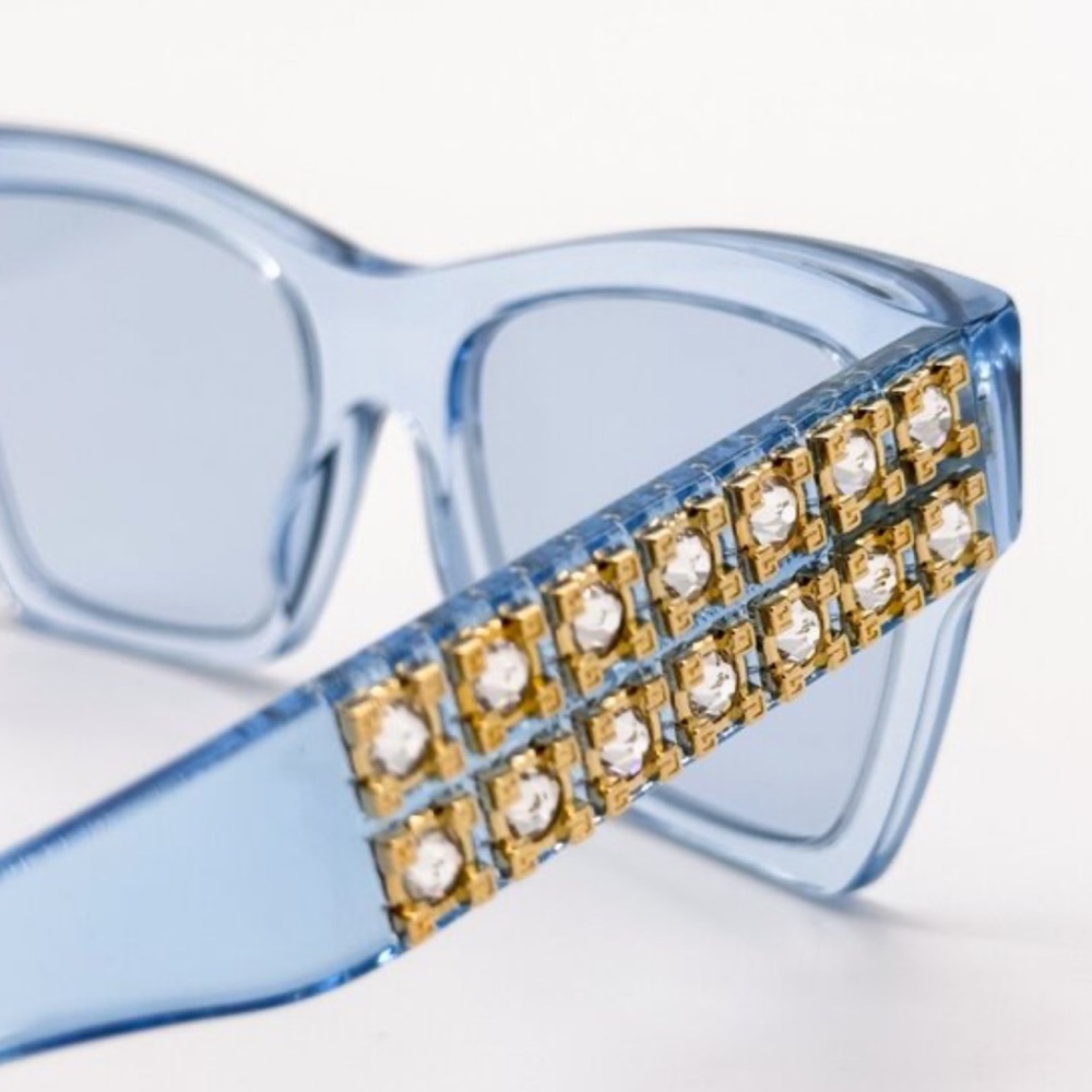 Pre-Order! Excluded Givenchy Sunglasses, New 325 - Picture 8 of 15